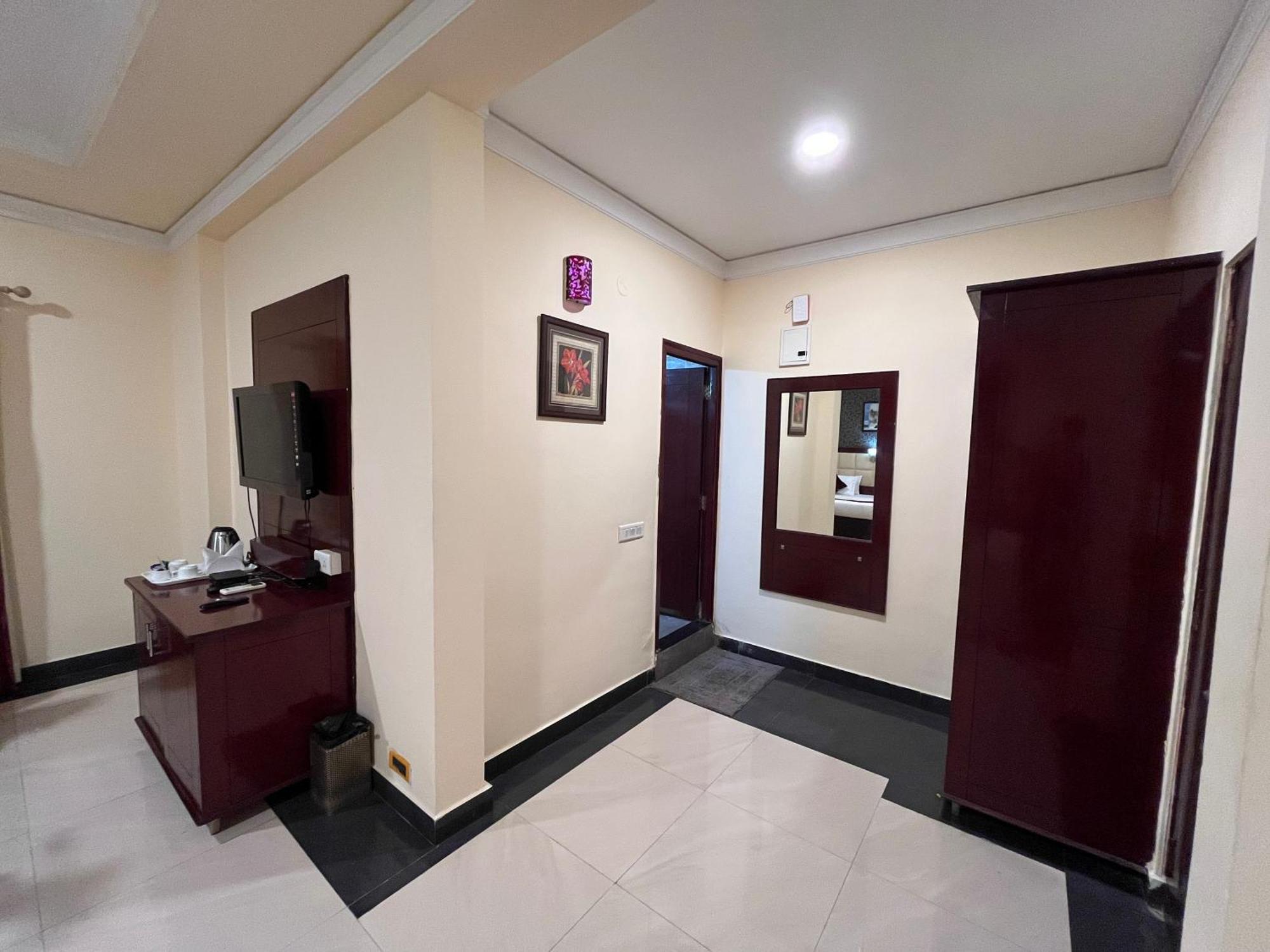 Ananya Comfortss Hospet Εξωτερικό φωτογραφία